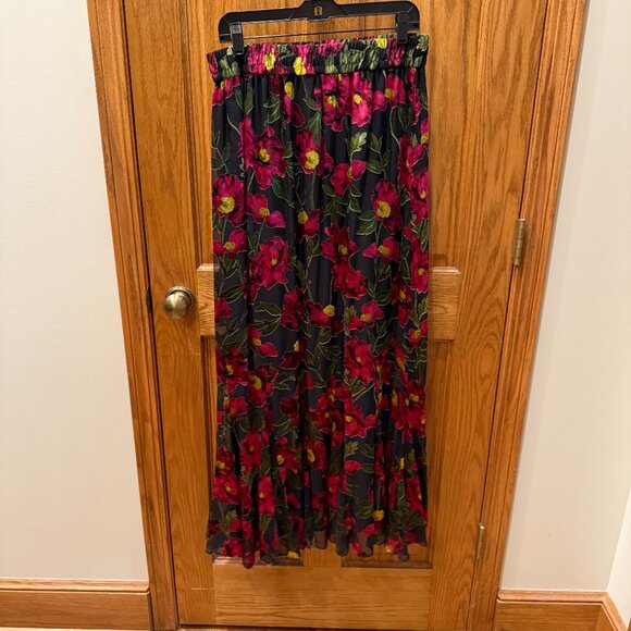 Alice and Olivia ELZA FLORAL DRAWSTRING MAXI SKIRT in California Poppy [12] - Picture 3 of 5